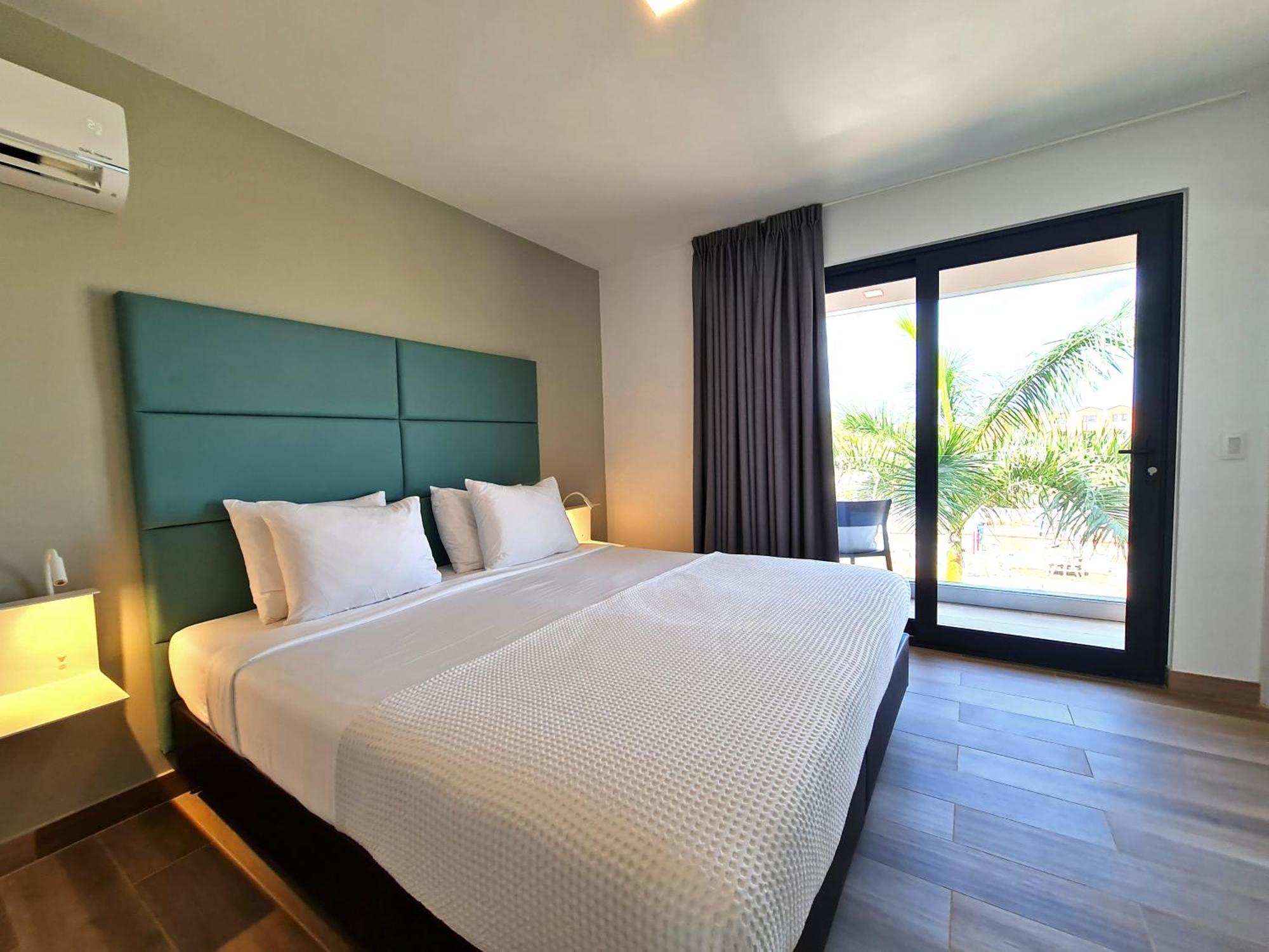 Tuscany Residence Aruba Палм Бич Экстерьер фото